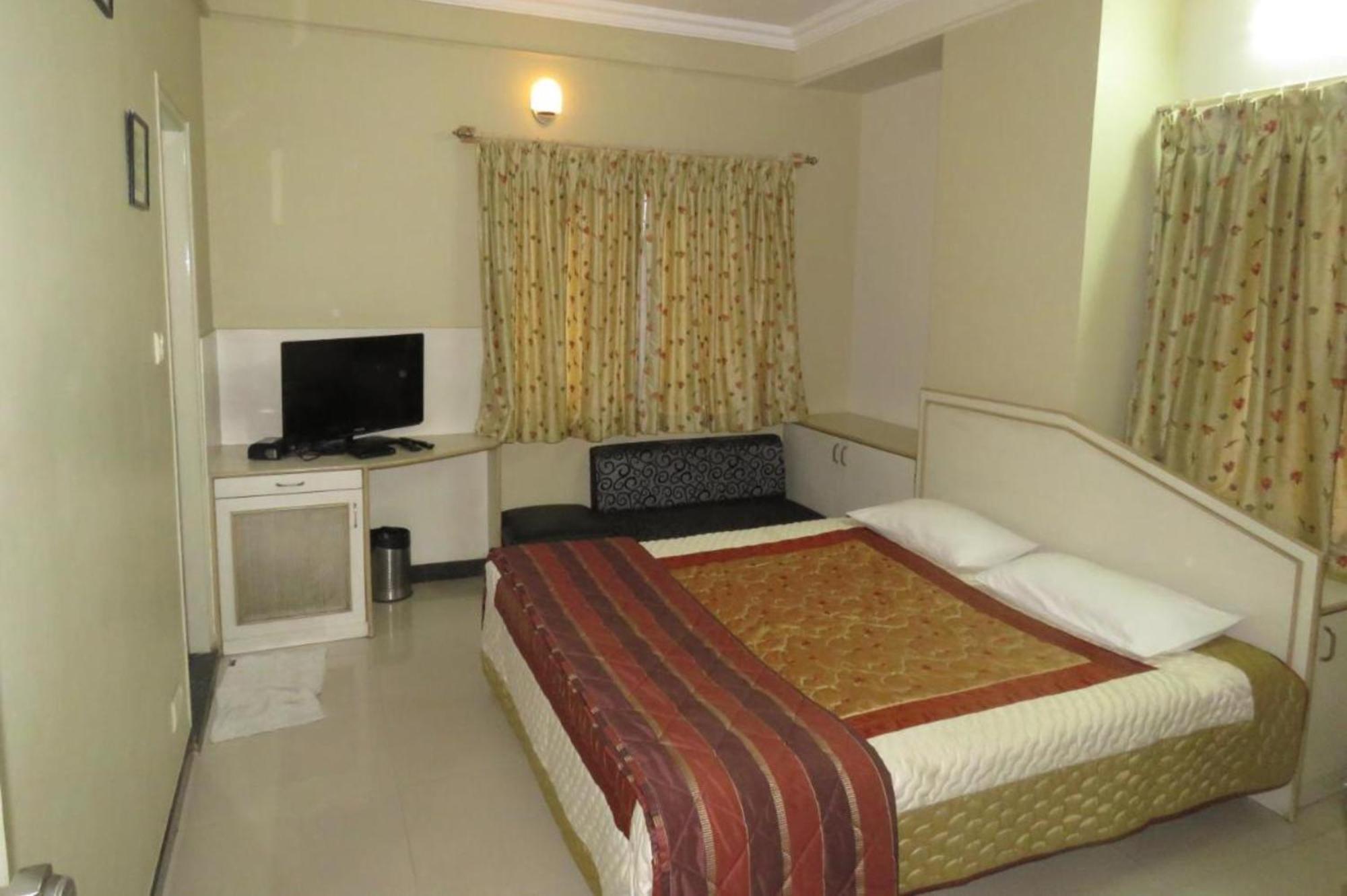 The Corporate Comforts Bangalore Extérieur photo