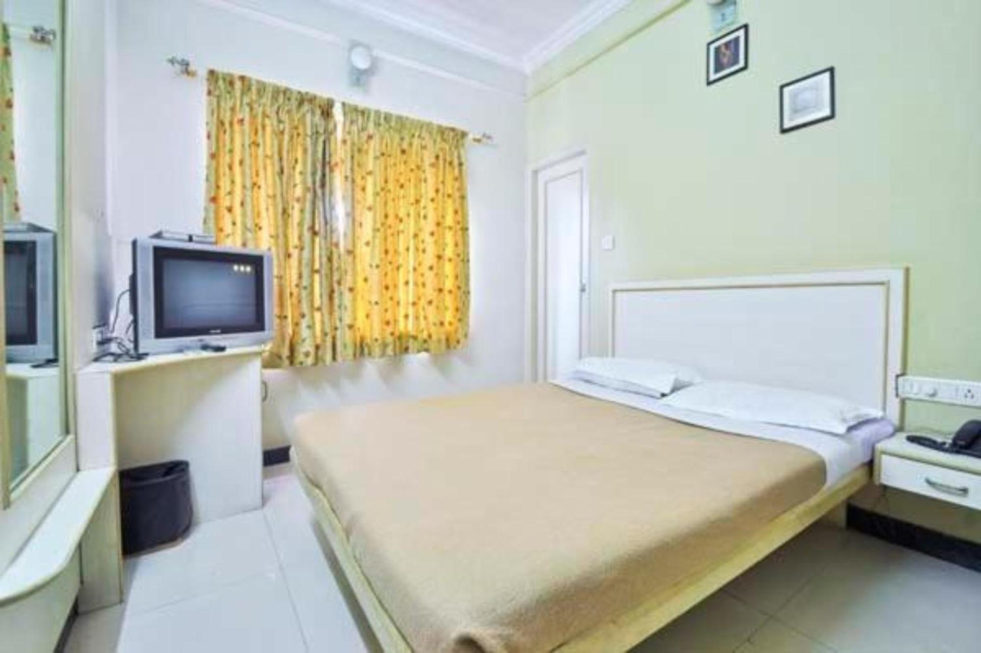 The Corporate Comforts Bangalore Extérieur photo